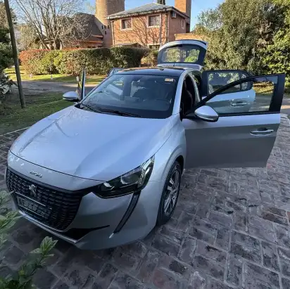 Peugeot 208 1.6 Allure 2021 - foto 4