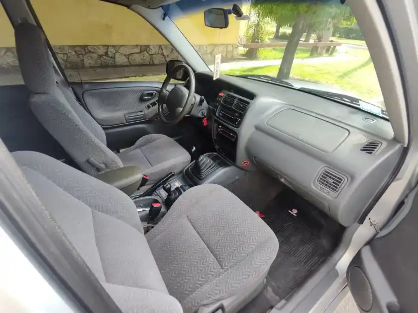 Chevrolet Grand Vitara 2.0 I 2002 - foto 5