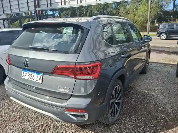 Volkswagen Taos 1.4 250 Tsi Highline 2022 - foto 2