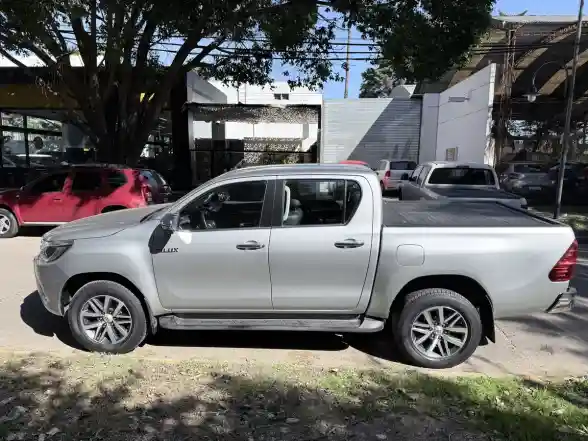 Toyota Hilux Pick-Up 2.8 Cd Srx 177Cv 4X2 At 2018 - foto 4