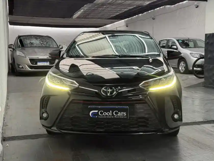 Toyota Yaris 1.5 107Cv S Cvt 2023 - foto 2