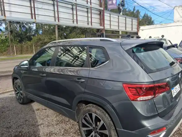 Volkswagen Taos 1.4 250 Tsi Highline 2022 - foto 5