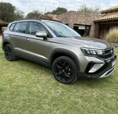 Volkswagen Taos 1.4 250 Tsi Comfortline 2023 - foto 1