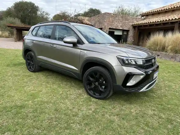 Volkswagen Taos 1.4 250 Tsi Comfortline 2023 - foto 5