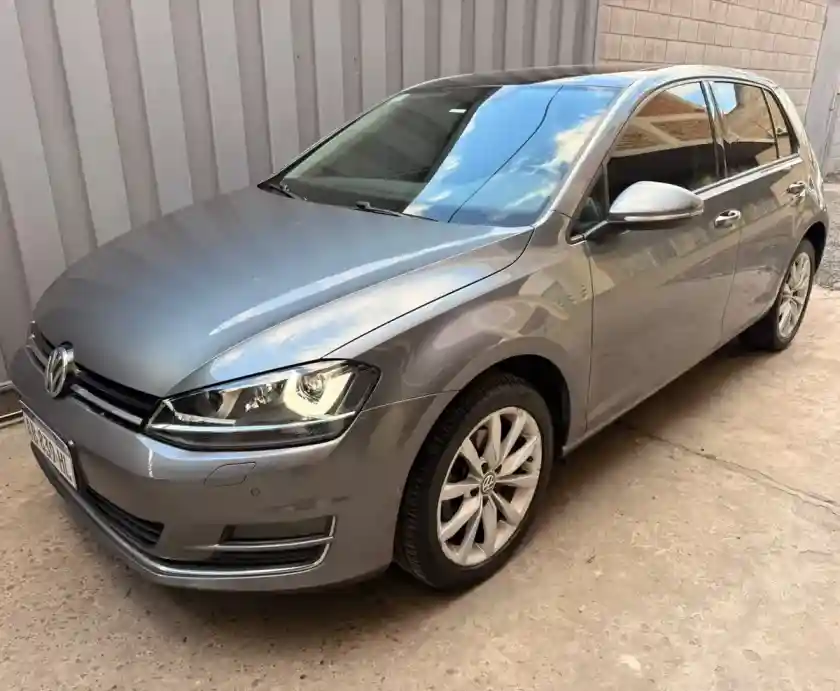 Volkswagen Golf 1.4 Highline Tsi Dsg 2017 - foto 1