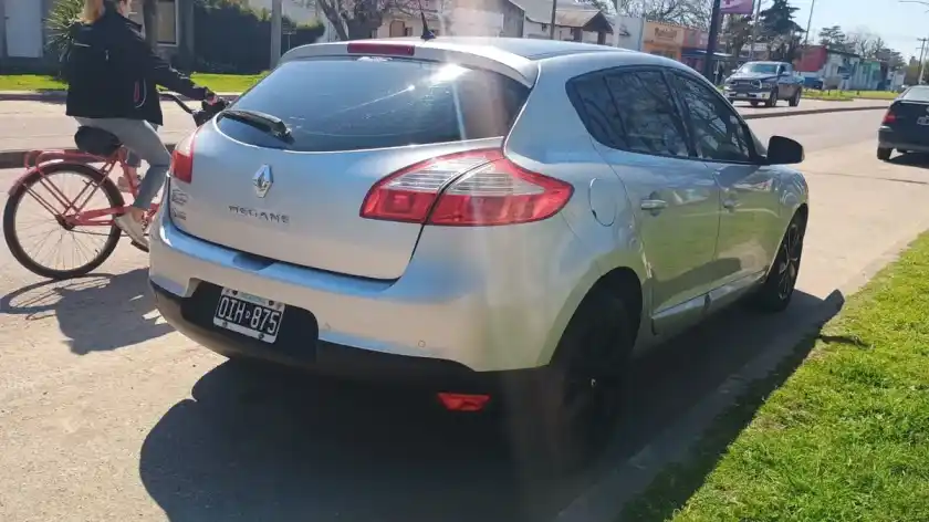 Renault Mégane Iii 2.0 Privilege Ph2 2014 - foto 5