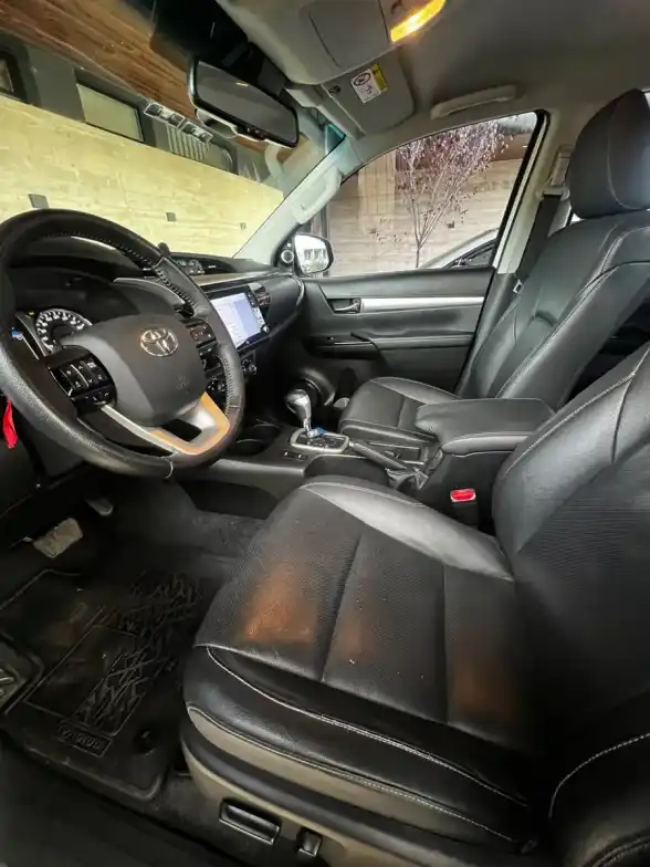 Toyota Hilux Pick-Up 2.8 Cd Srx 177Cv 4X2 At 2022 - foto 2