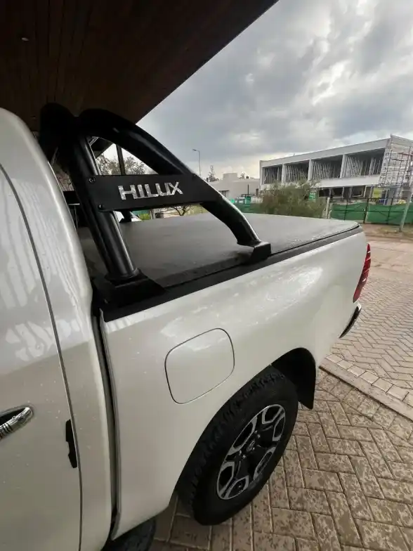 Toyota Hilux Pick-Up 2.8 Cd Srx 177Cv 4X2 At 2022 - foto 4