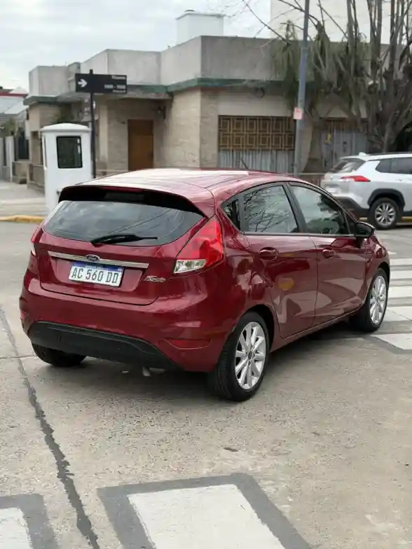 Ford Fiesta Kinetic 1.6 Se Plus 120Cv 2018 - foto 4