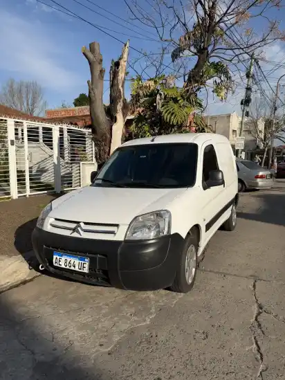 Citroën Berlingo Furgon 1.6 Vti 115 Business 2021 - foto 1