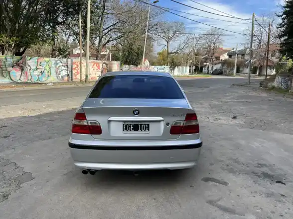 Bmw Serie 3 2.0 320I Active 2003 - foto 2