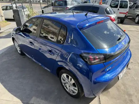 Peugeot 208 1.6 Active 2022 - foto 4