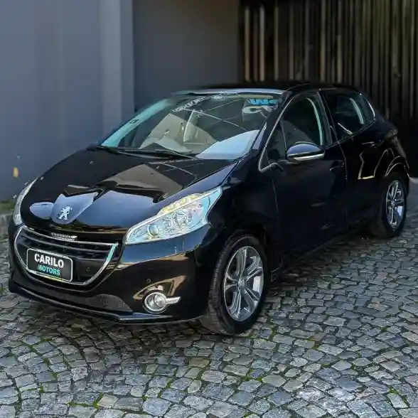 Peugeot 208 2013 - foto 1
