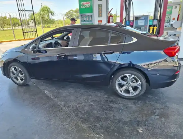 Chevrolet Cruze 1.4 Premier At Sedan 2022 - foto 1
