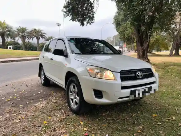 Toyota Rav4 2.4 4X2 At 2012 - foto 2