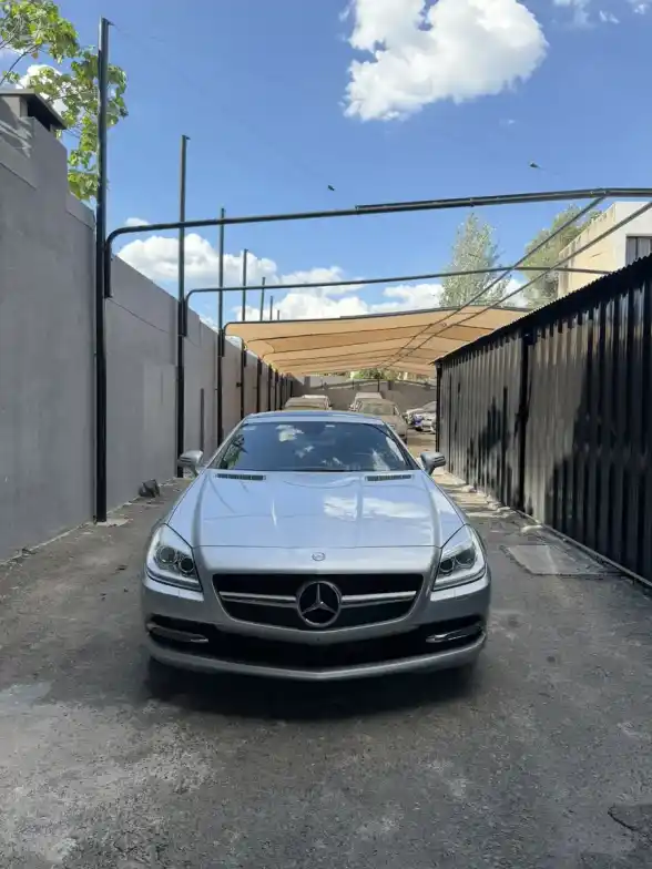 Mercedes-Benz Clase Slk 1.8 Slk250 Cgi B.efficiency At 2013 - foto 2