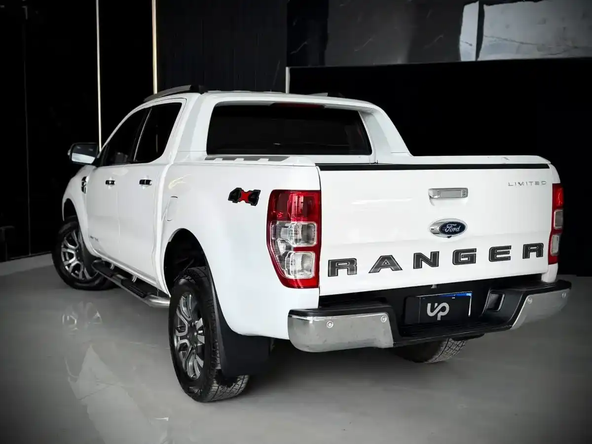 Ford Ranger 3.2 Cd Limited Tdci 200Cv 2021 - foto 5