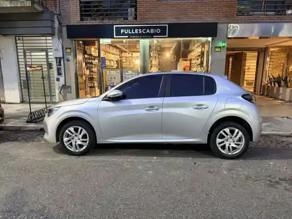 Peugeot 208 1.6L Active 2021 - foto 2