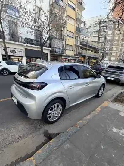 Peugeot 208 1.6L Active 2021 - foto 5