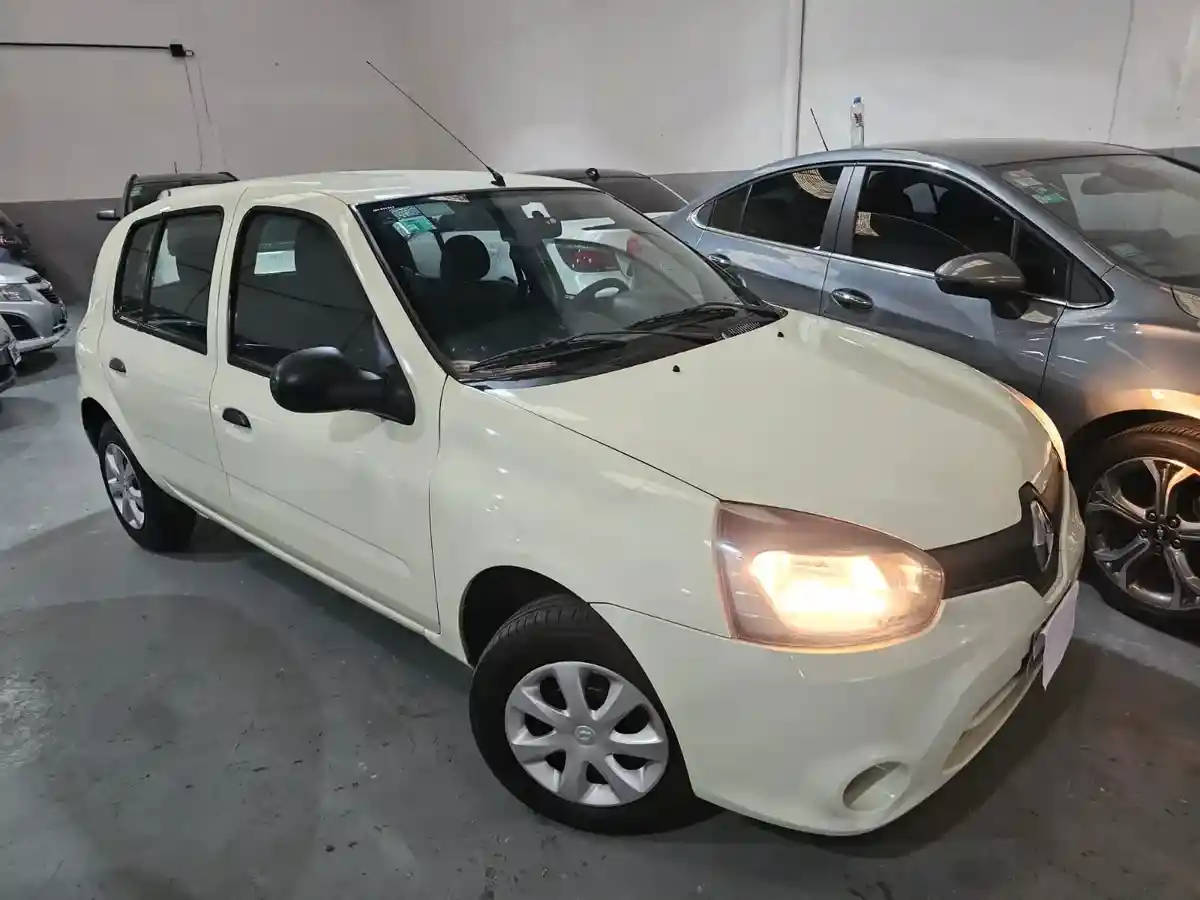 Renault Clio 1.2 Mio Confort Plus Abs Abcp 2014 - foto 2