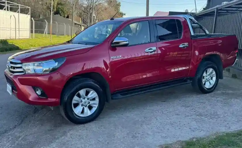 Toyota Hilux Pick-Up 2.8 Cd Srv 177Cv 4X2 2016 - foto 1