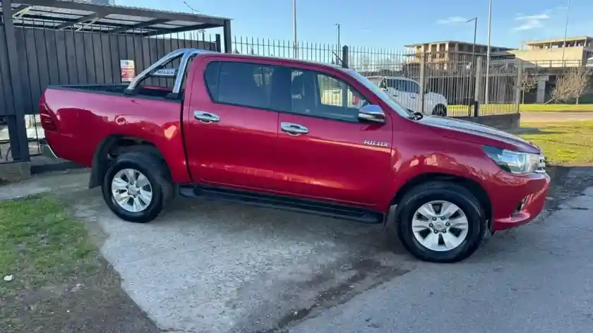 Toyota Hilux Pick-Up 2.8 Cd Srv 177Cv 4X2 2016 - foto 4