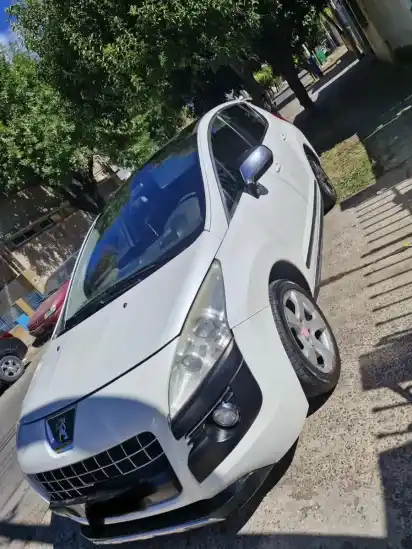Peugeot 3008 2.0 Feline Hdi 163Cv Tiptronic 2013 - foto 3