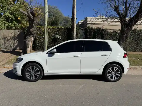 Volkswagen Golf 1.6 Trendline 2018 - foto 3