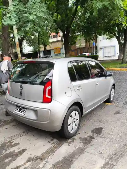 Volkswagen Up! 1.0 Move Up! 75Cv 5 P 2014 - foto 4
