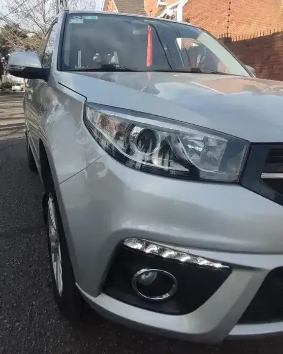 Chery Tiggo 3 1.6 3 Confort 2017 - foto 2