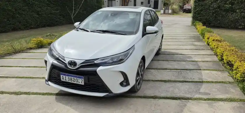 Toyota Yaris S 1.5 107Cv S 2026 - foto 1