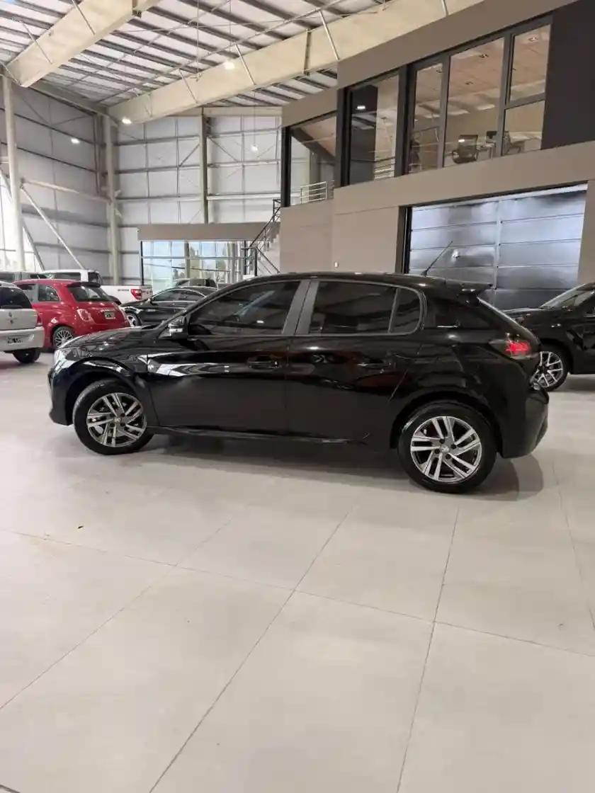Peugeot 208 1.6 Feline Tiptronic 2024 - foto 4