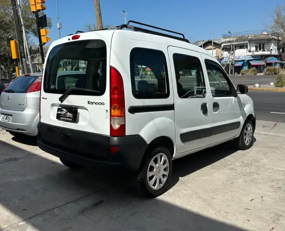 Renault Kangoo 1.6 2 Authentique Plus Da Aa Cd Pk Lc 2014 - foto 5