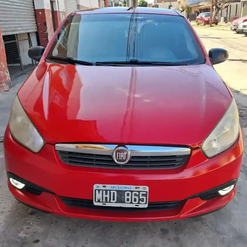 Fiat Grand Siena 1.6 Essence 115Cv 2013 - foto 4