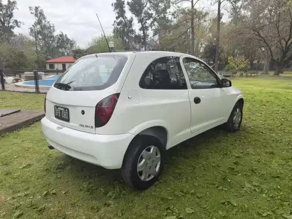 Chevrolet Celta 1.4 Ls Aa+Dir 2014 - foto 4