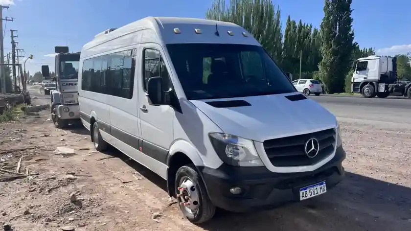 Mercedes-Benz Sprinter 2.1 515 Combi 4325 150Cv 19+1 2017 - foto 4
