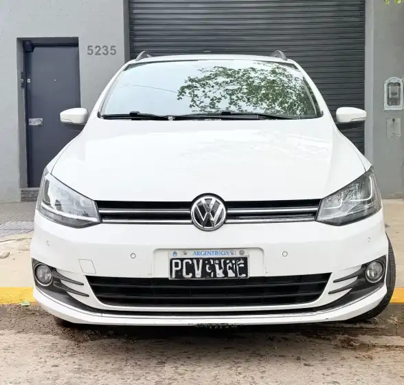 Volkswagen Suran 1.6 Imotion Highline 2015 - foto 2
