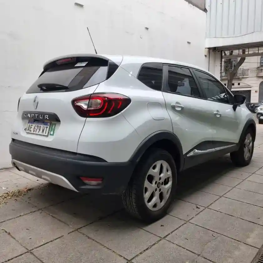 Renault Captur 2.0 Zen 2021 - foto 2