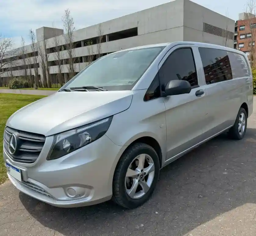 Mercedes-Benz Vito 1.6 111 Cdi Furgon Mixto Aa 114Cv 2022 - foto 1