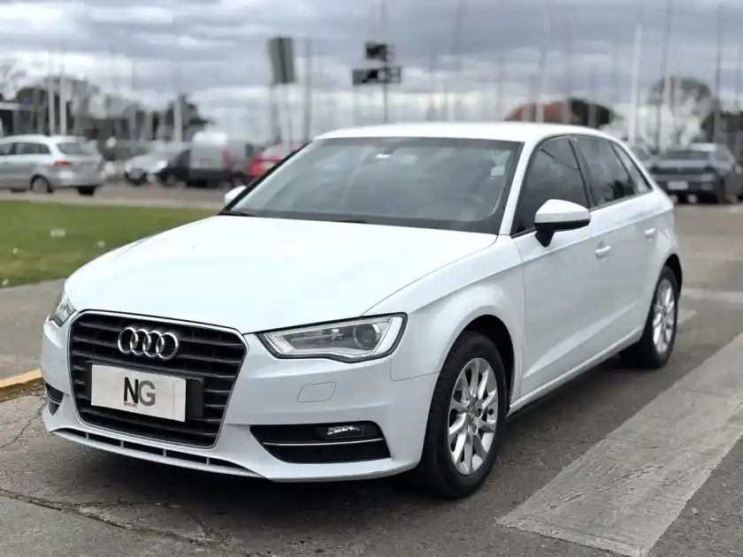 Audi A3 Sportback 1.4 Tfsi Stronic 125Cv 2016 - foto 2