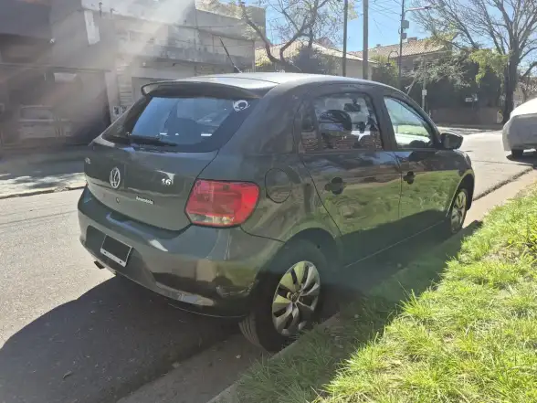 Volkswagen Gol Trend 1.6 Pack Ii 101Cv 2014 - foto 4