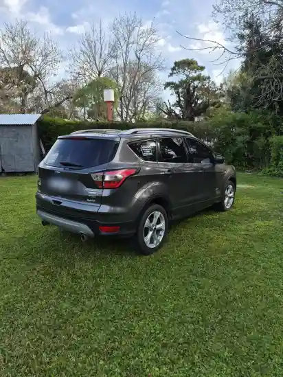Ford Kuga 2.0 Titanium At Awd 2017 - foto 2