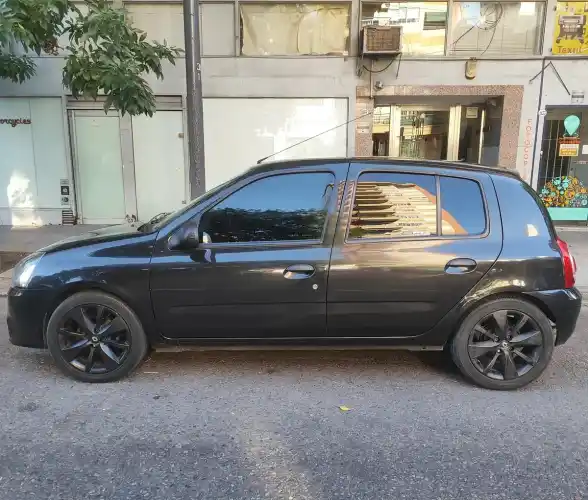 Renault Clio 1.2 Mio Confort Plus Abs Abcp 2014 - foto 1