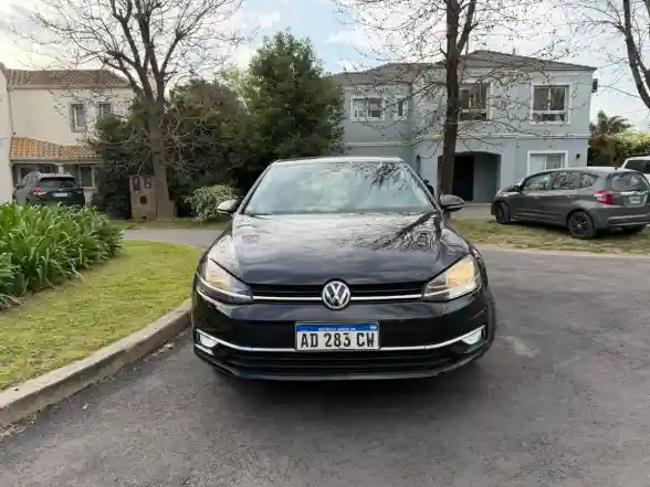 Volkswagen Golf 1.4 Comfortline Tsi Dsg 2018 - foto 3