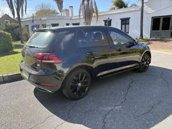 Volkswagen Golf 1.4 Comfortline Tsi Dsg 2018 - foto 4