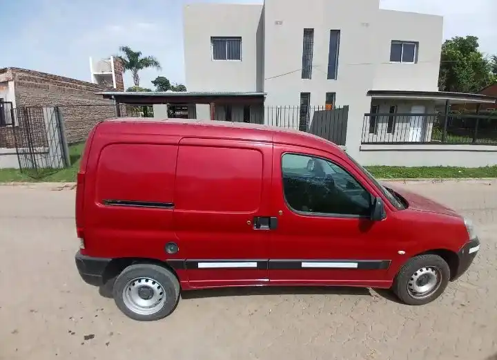Citroën Berlingo 1.6 Hdi 92 Bussines 2020 - foto 2