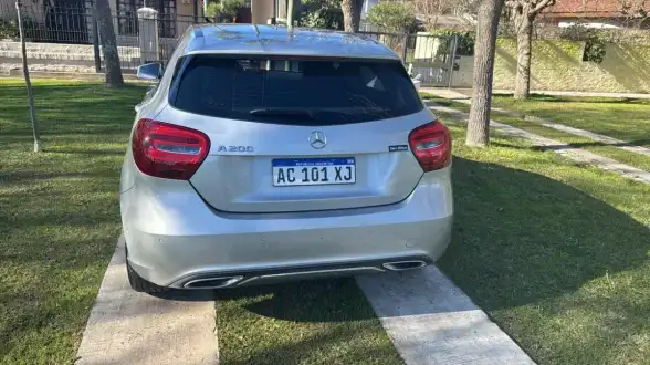 Mercedes-Benz Clase A 1.6 A200 Urban 156Cv 2017 - foto 4