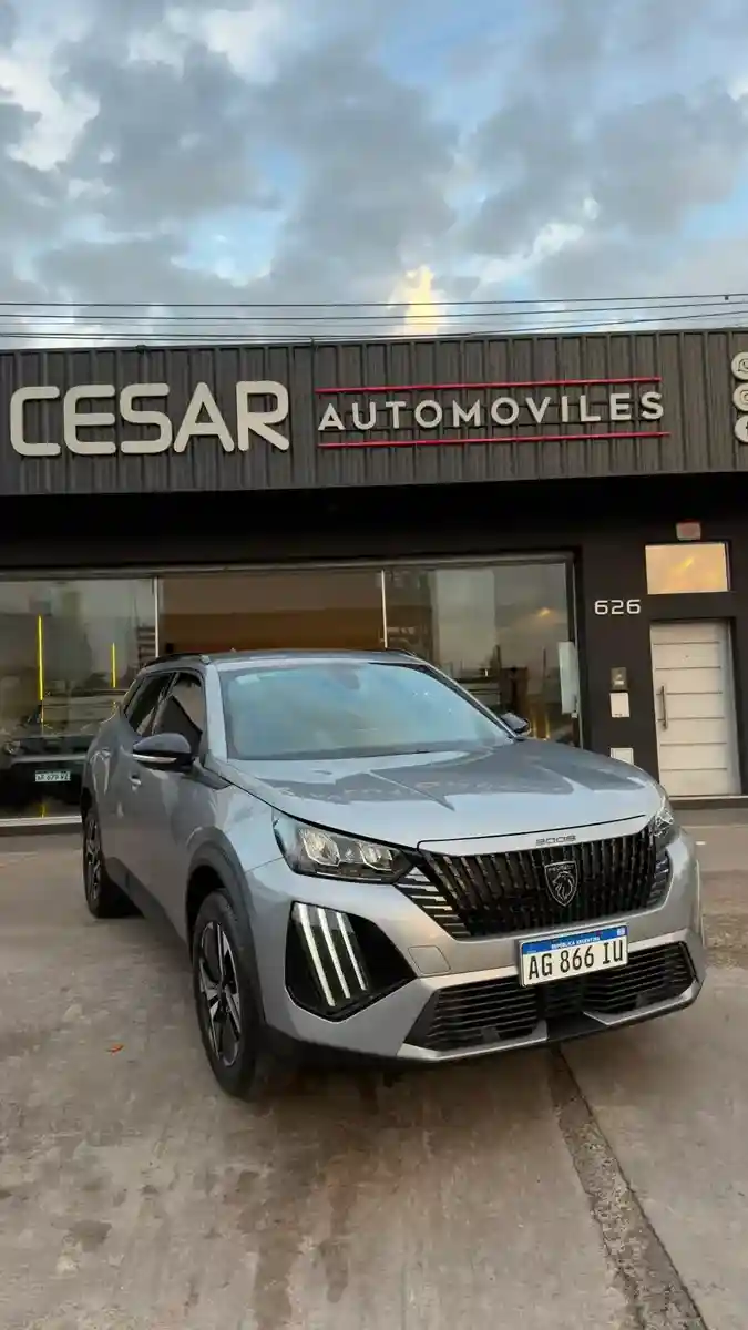 Peugeot 2008 1.0T Active 2024 - foto 2