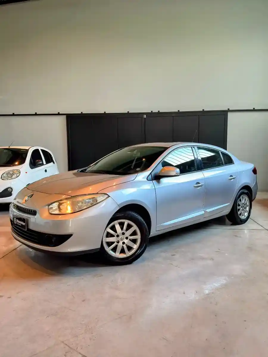 Renault Fluence 2.0 Luxe 2013 - foto 2