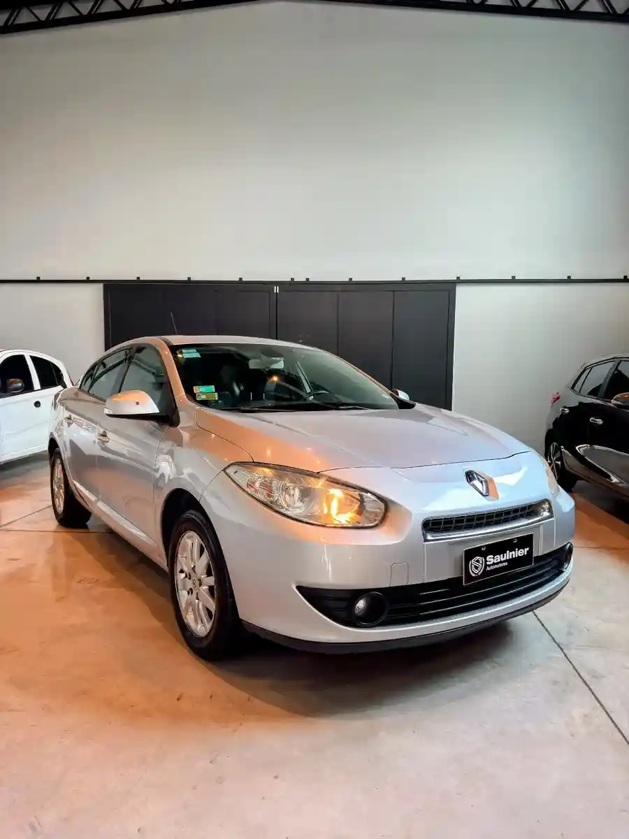 Renault Fluence 2.0 Luxe 2013 - foto 5